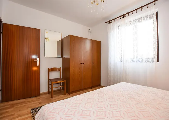 With Parking Space Pag - 11358 Апартаменты