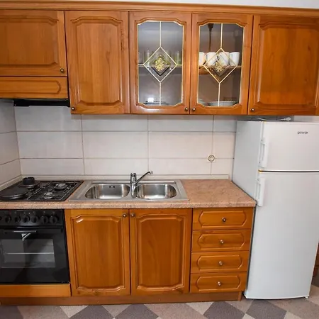 Apartament With Parking Space Pag - 11358 Pag Town
