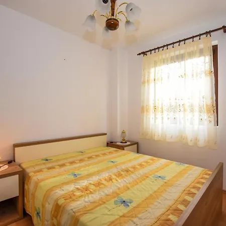 With Parking Space Pag - 11358 Apartament