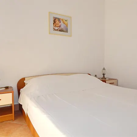 With Parking Space Pag - 11358 Apartament