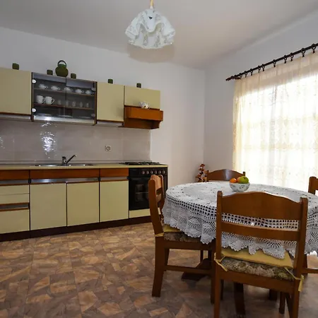 Apartment With A Parking Space Pag - 11358